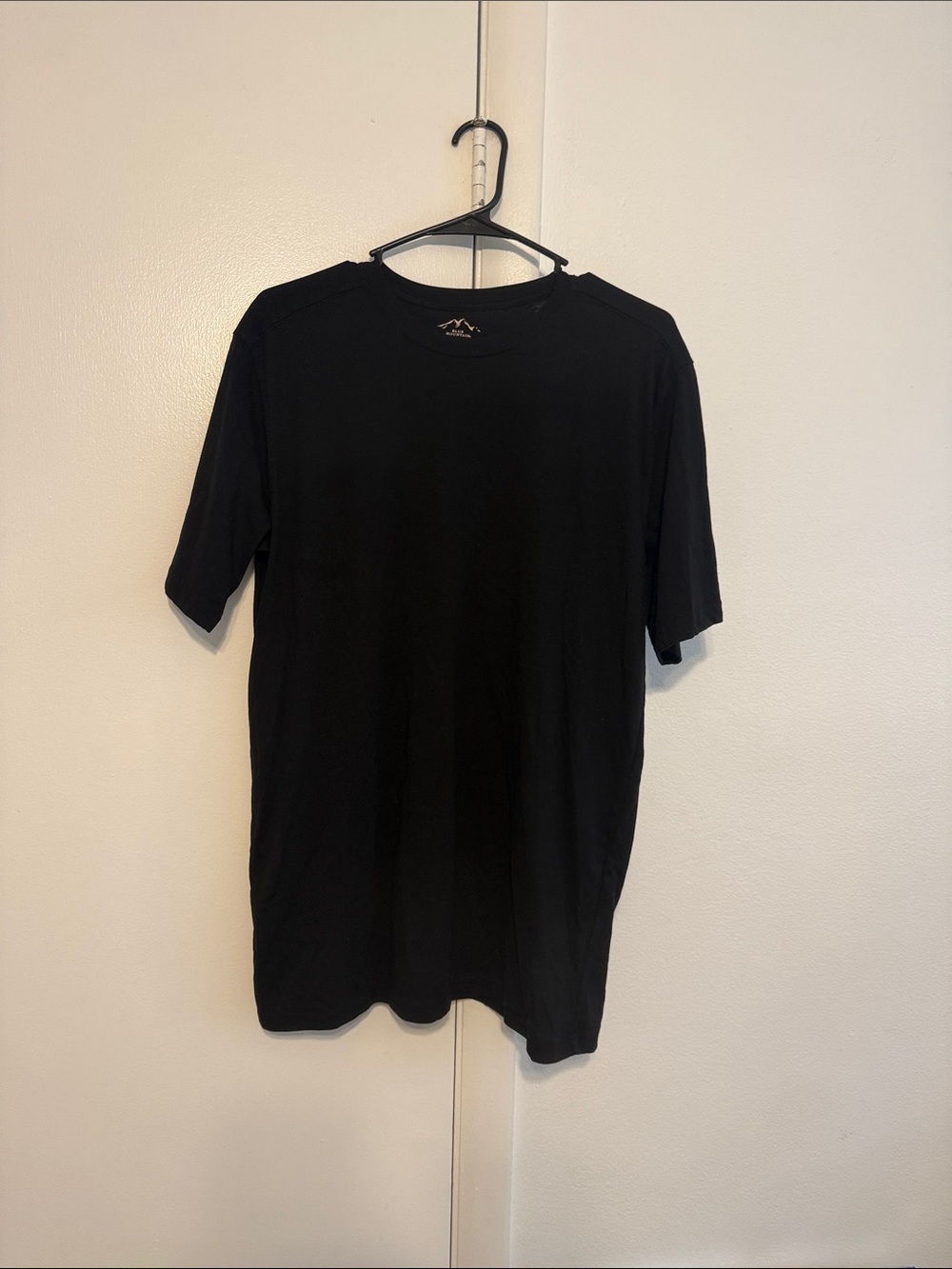 Men's Black Short Sleeve Crewneck Tee - Unbranded
